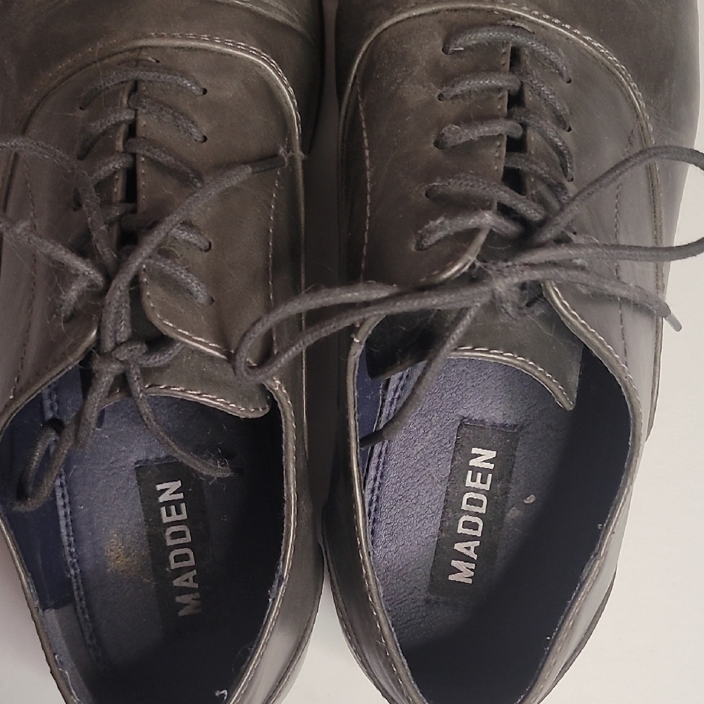 Men's Gray Shoes